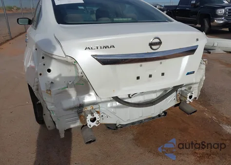 2013 Nissan Altima 2.5 S из США, поврежденный, VIN 1N4AL3AP6DC900307